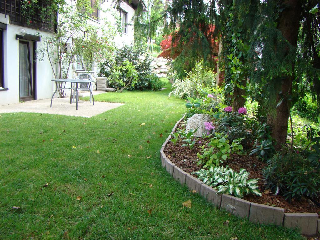 Apartments And Rooms Villa Vive بليد الغرفة الصورة