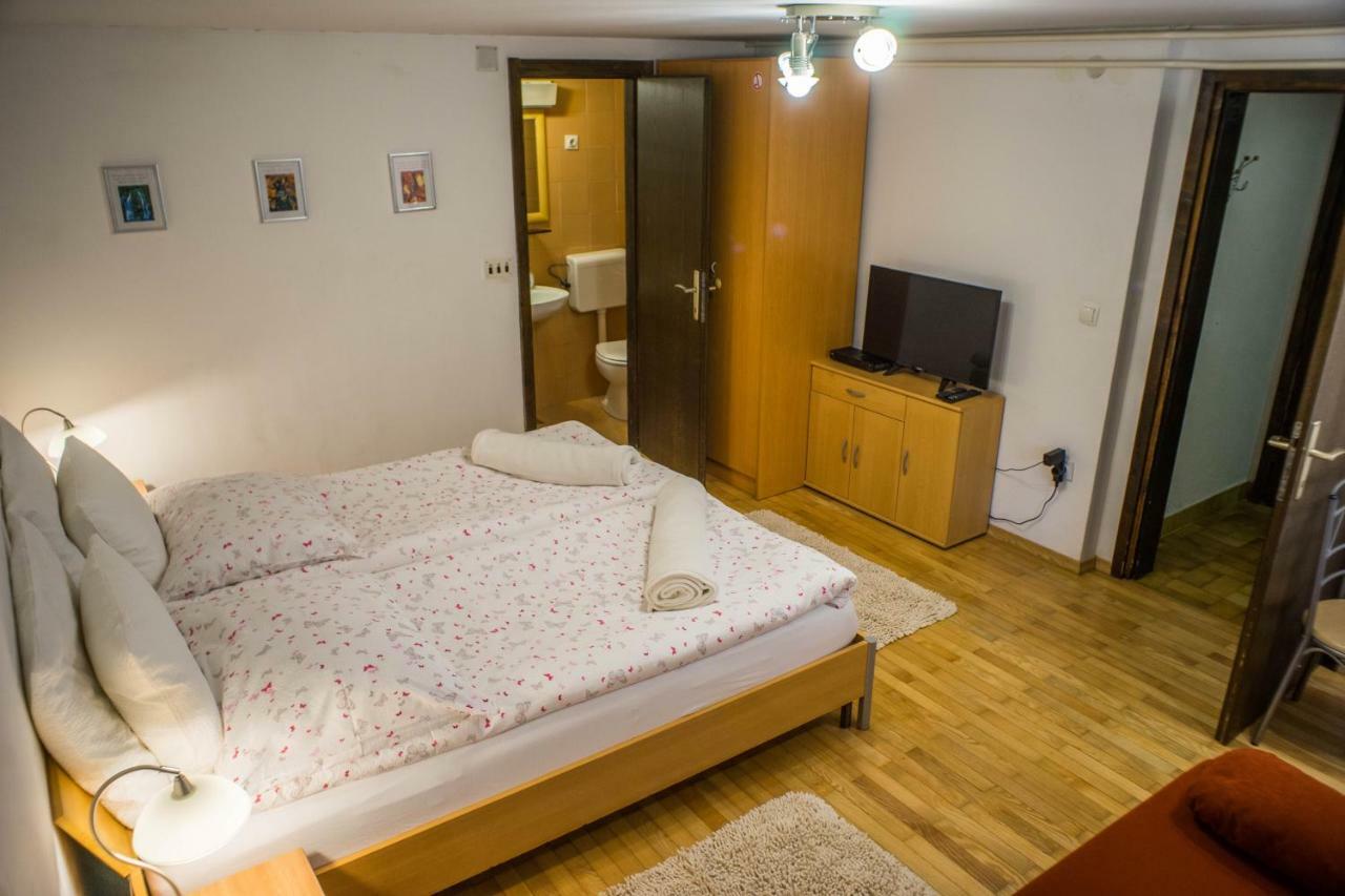 Apartments And Rooms Villa Vive بليد المظهر الخارجي الصورة