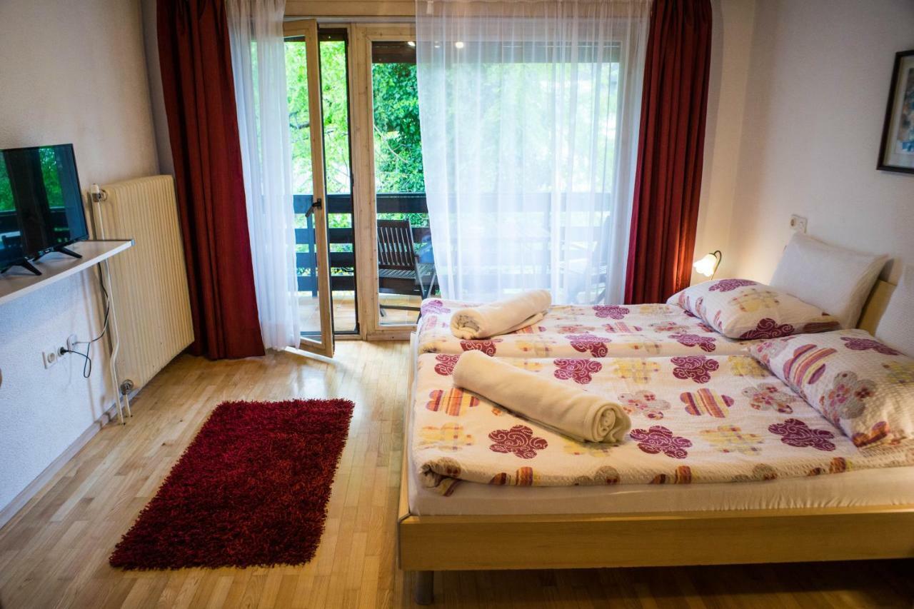Apartments And Rooms Villa Vive بليد المظهر الخارجي الصورة