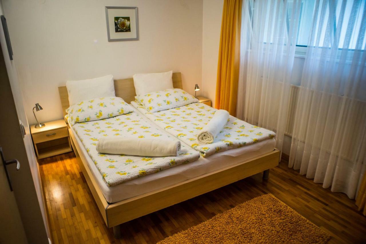 Apartments And Rooms Villa Vive بليد المظهر الخارجي الصورة